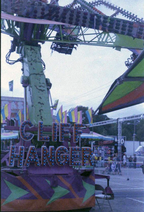 Olympus OM-G - Lomography CN-800