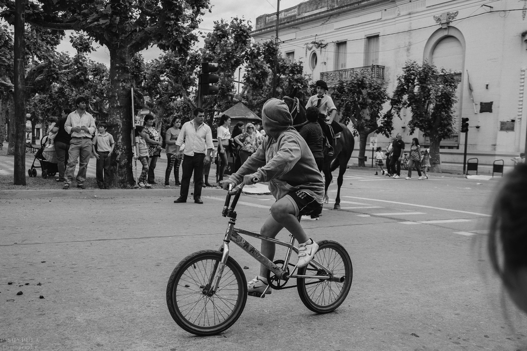 1454_2_BW_SMALL.jpg