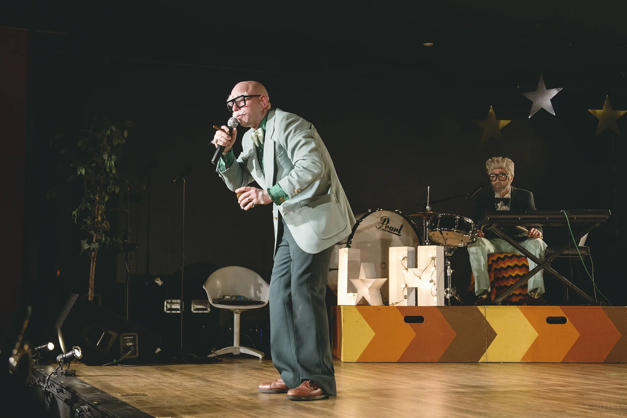 Lloyd & Harvey's Wowie Zowie Show