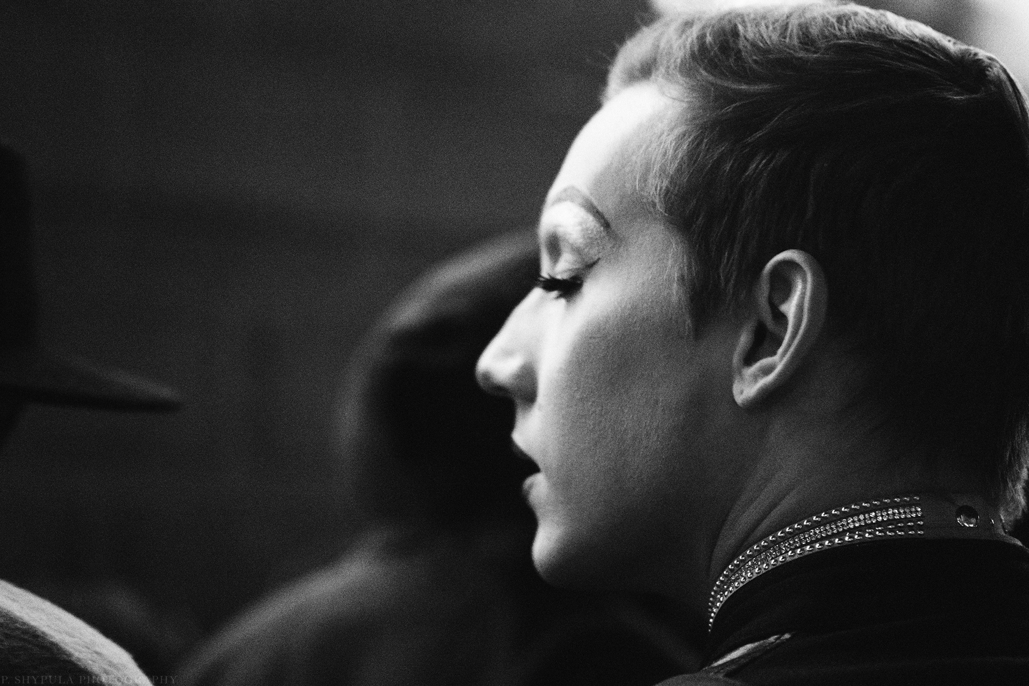 DSC05397_BW_SMALL.png