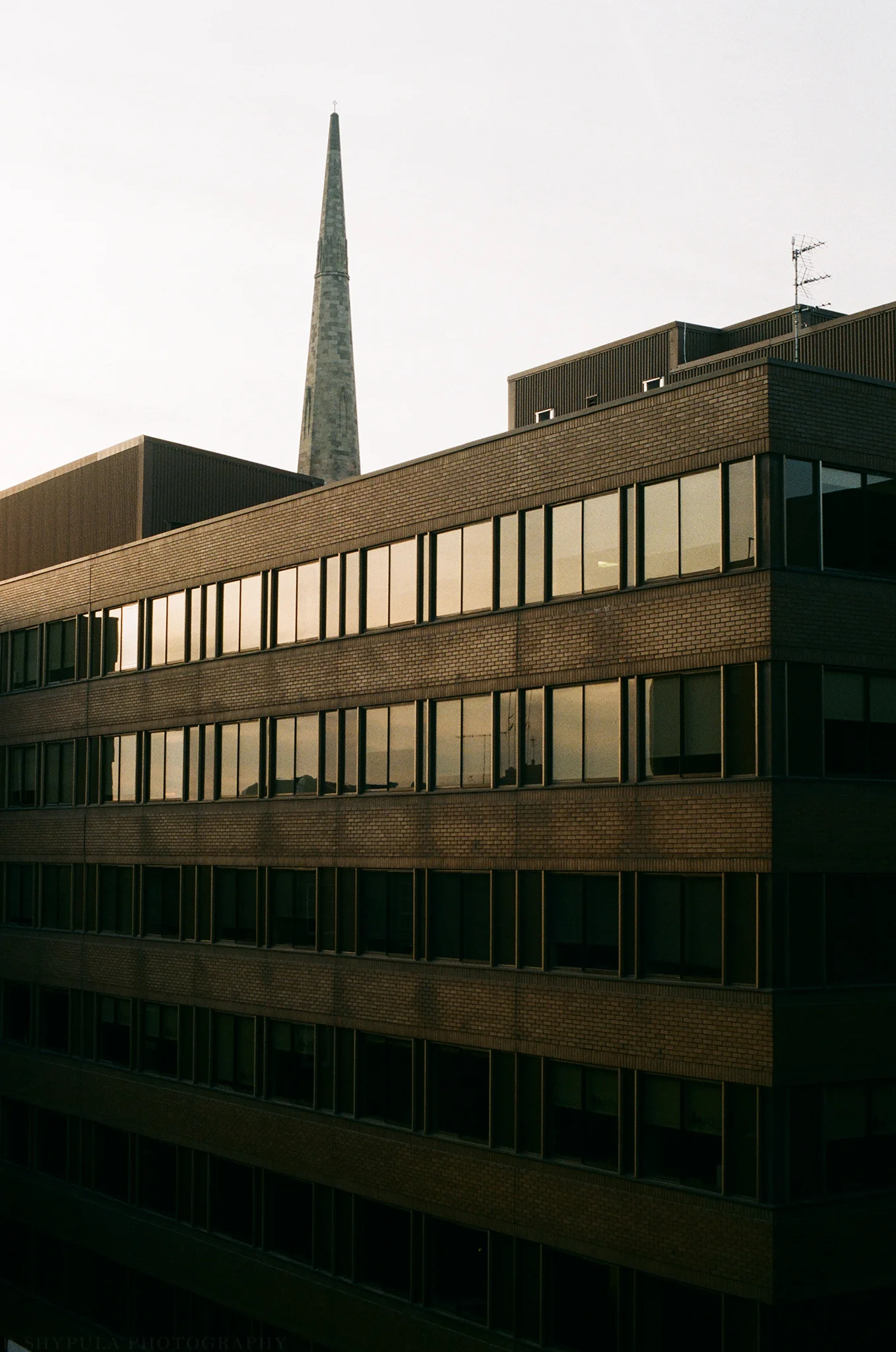 Glasgow, Scotland Nikon FM2 + Afga Vista 200