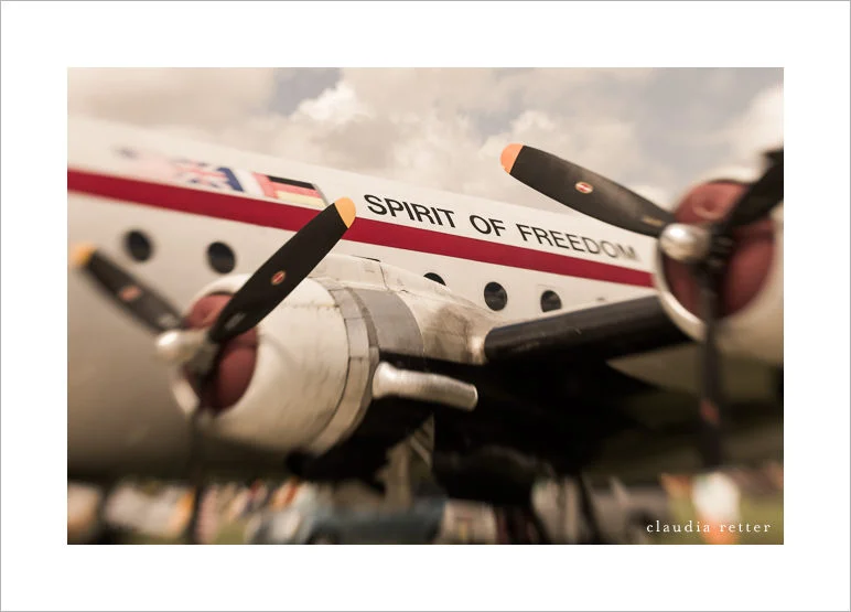 claudiaretter_flying_027.jpg