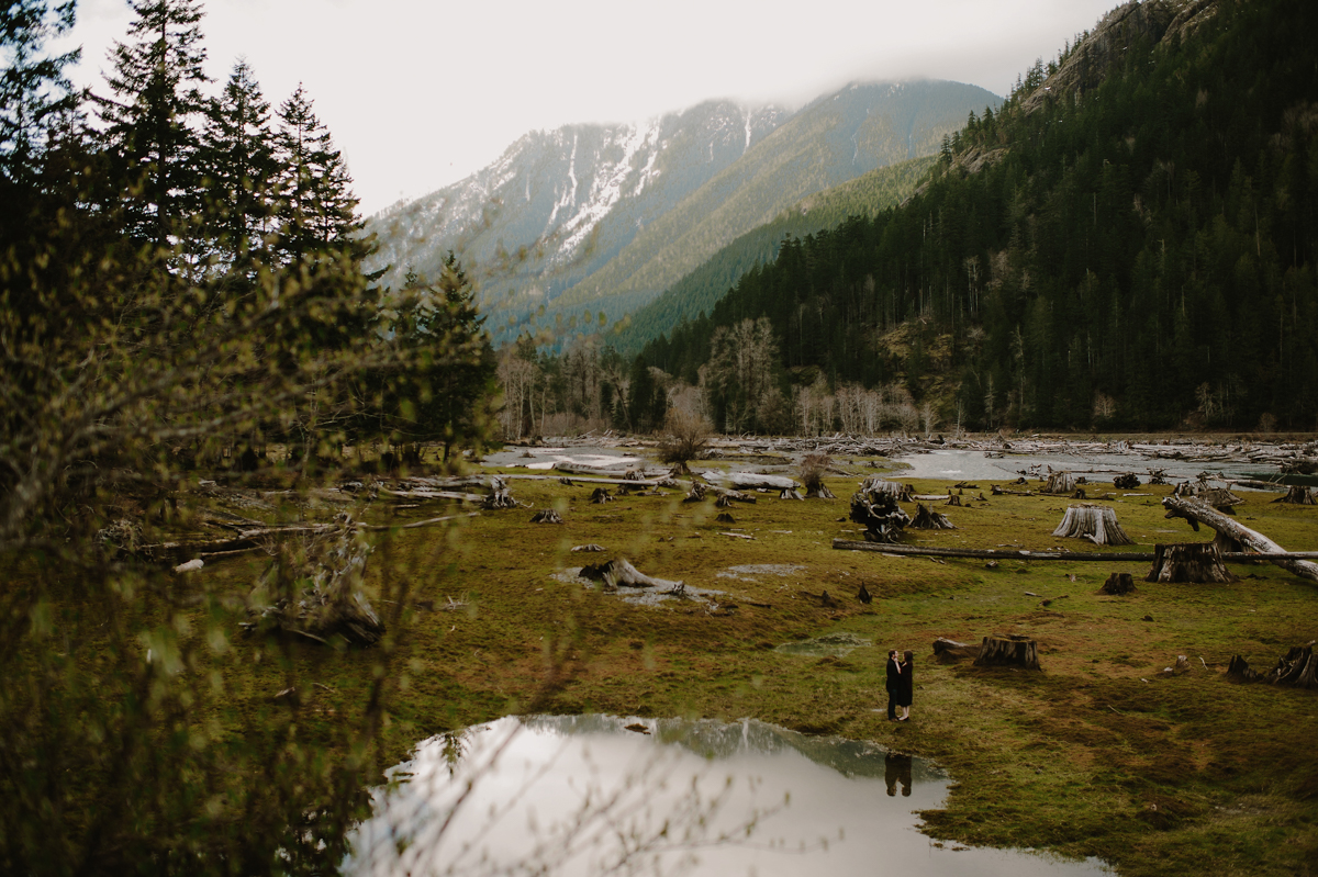 kristenmarieparker_ferryanniversarysessionolympicpeninsula-50.jpg