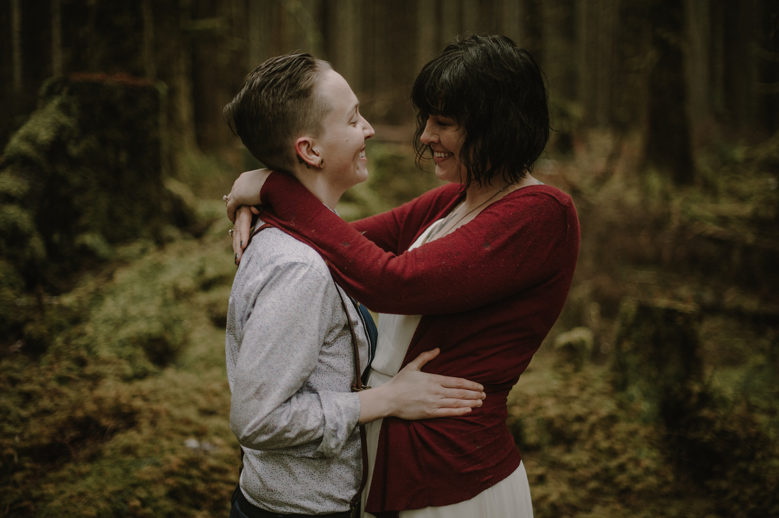 kristenmarieparker_olympicnationalpark_samesex_elopement_rainy-70.jpg