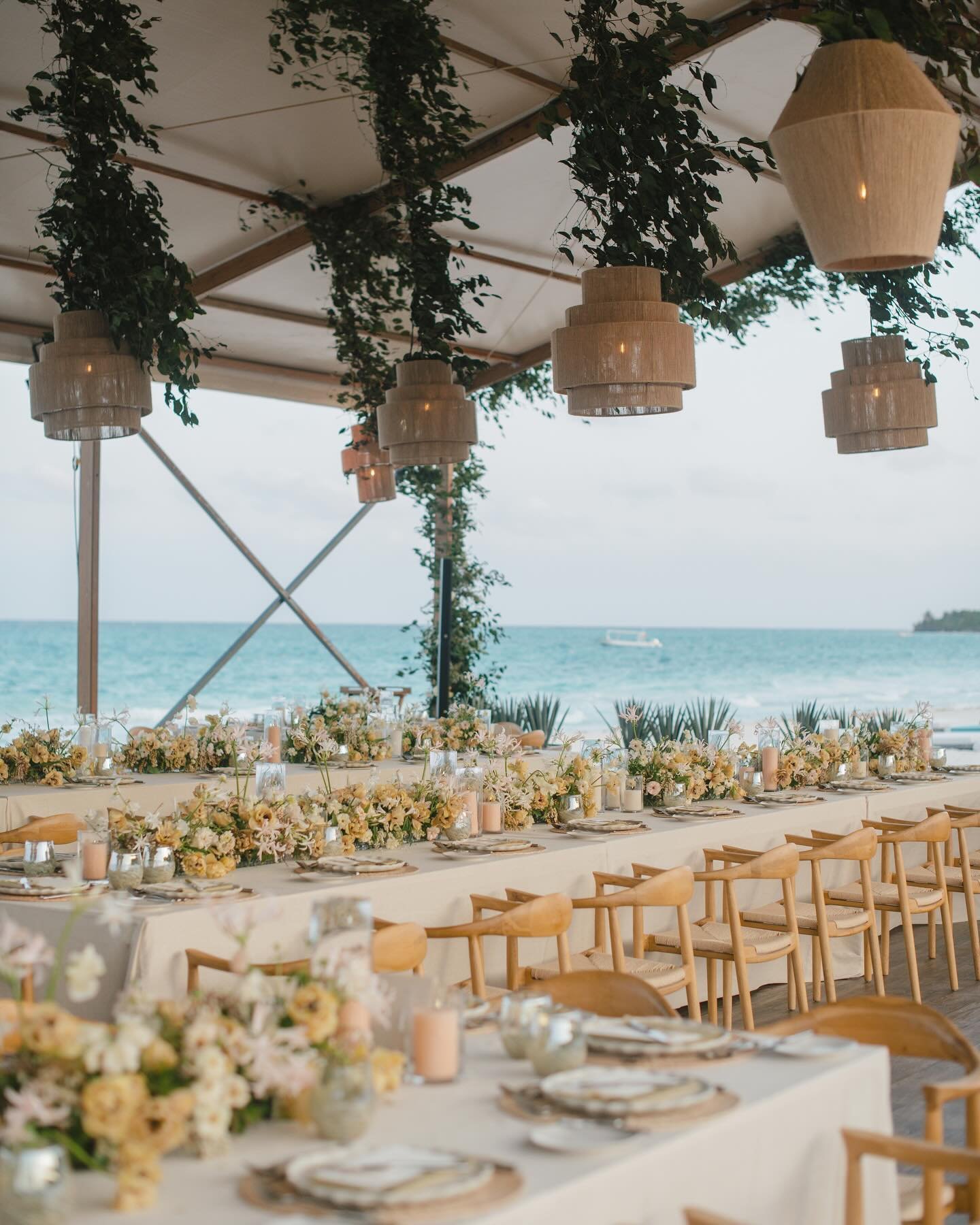 Gorgeous reception details from the Riviera Maya wedding of @alexandracooper and Matt Kaplan. Seen in @vogueweddings. 

Images edited using the KMP Day to Day presets from @hellodvlop. 

Planning: @bashplease 
Florals: @sirenfloralco 
Hair: @cherilyn
