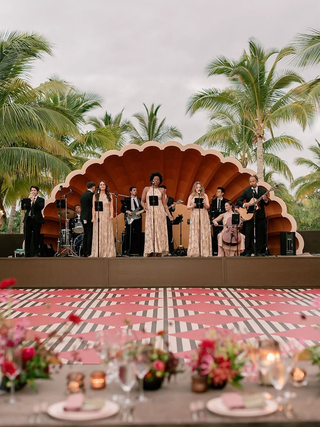 Shell we dance the night away?

Event Planning &amp; Creative: @jzevents
Venue: @konavillagerosewood
Decor: @otherhalfevents
Florals: @mandygracedesigns
Rentals: @refineryrentals @setmaui
Friday Entertainment: @poor_mans_whiskey
Wedding Entertainment