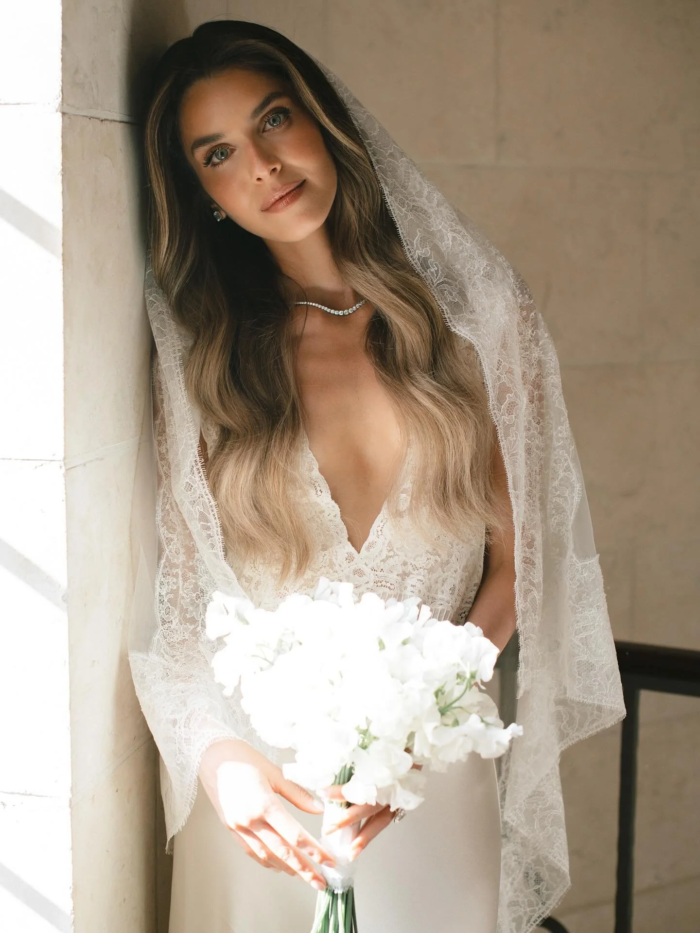 Ari and Valerie were married on Fisher Island, returning to the place where their relationship first began. The ceremony took place beneath a sprawling banyan tree, with close family guiding each moment in a setting that felt both personal and timele