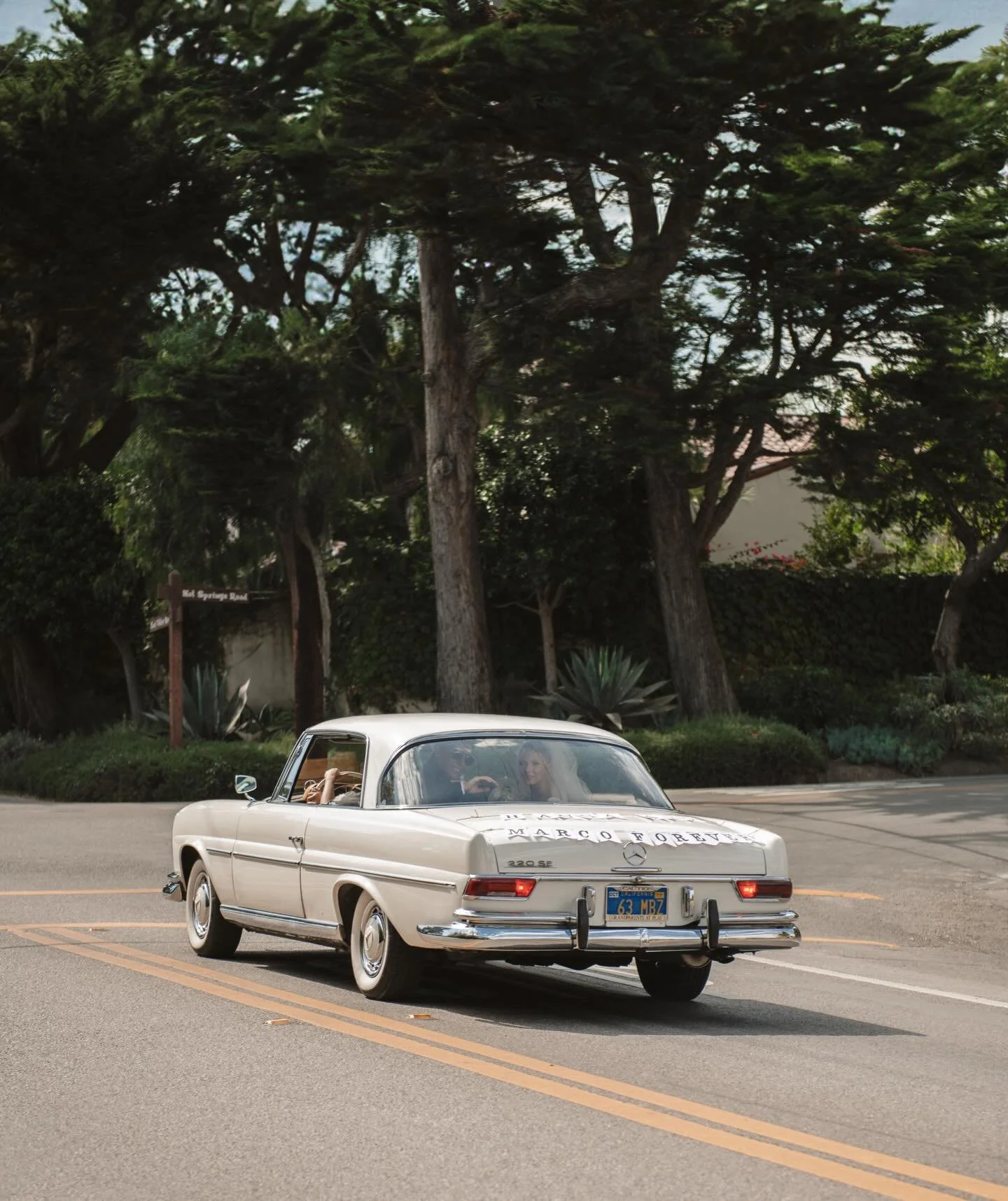 Moments in Montecito with Hanna and Marco. 

Planning &amp; Design: @array_creative_design
Couple: @hannadorman / @baben.us @marcoprokop
Photo: @kristenmarieparker/ @theweddingartistsco
Video: @adelaidesheafilms
Florist: @gatherfloral
Wedding Dress: 