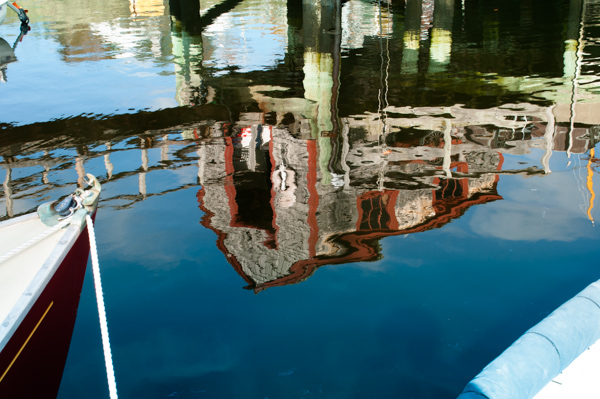 red house reflection_rockport boatyard-0095.jpg