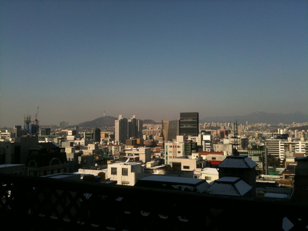 You can see Namsan Tower in the distance... Just ^^