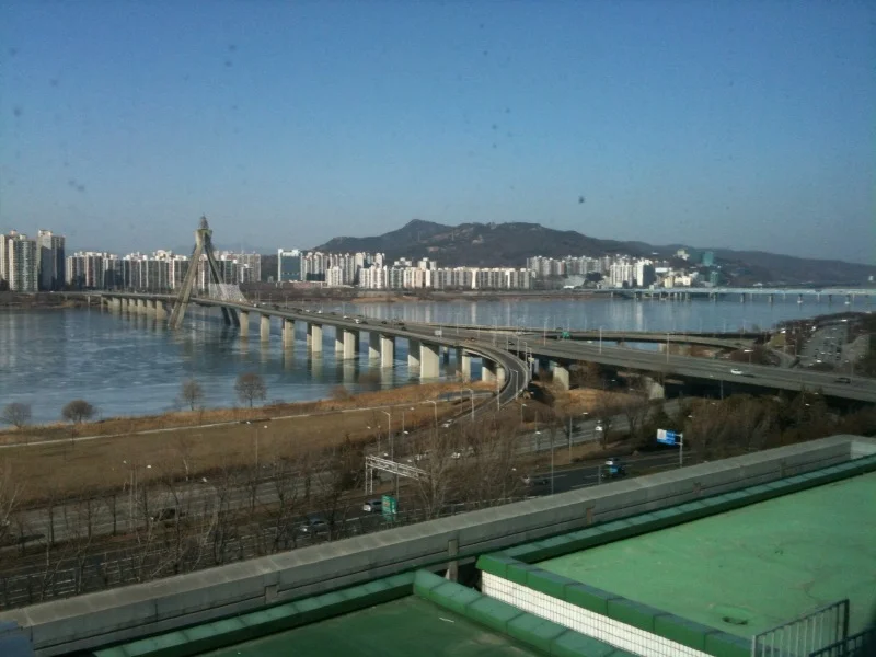 Such a beautiful clear, yet cold, day in South eastern Seoul today Sent from my iPhone