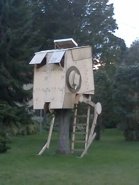Star Wars At-St Treehouse