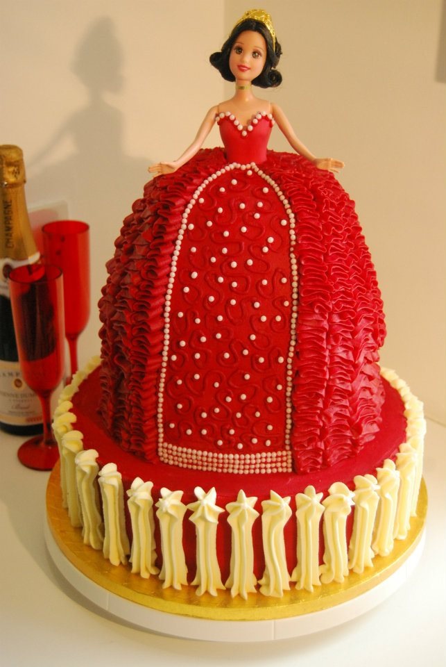 Hello, Dolly! Tackorama Doll Cake from Kitsch Cakes