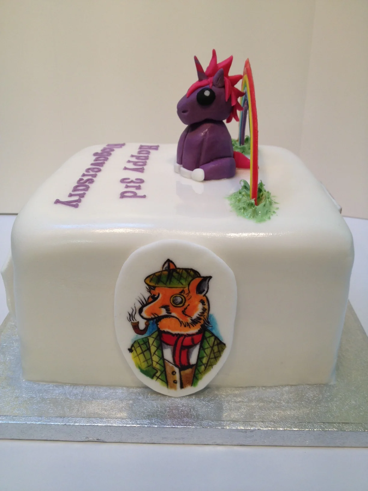 The World of Kitsch 3rd Blogaversary Cake!