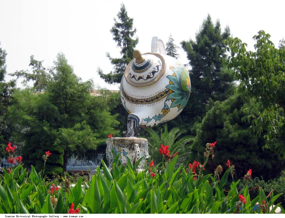 Giant Teapots of the World