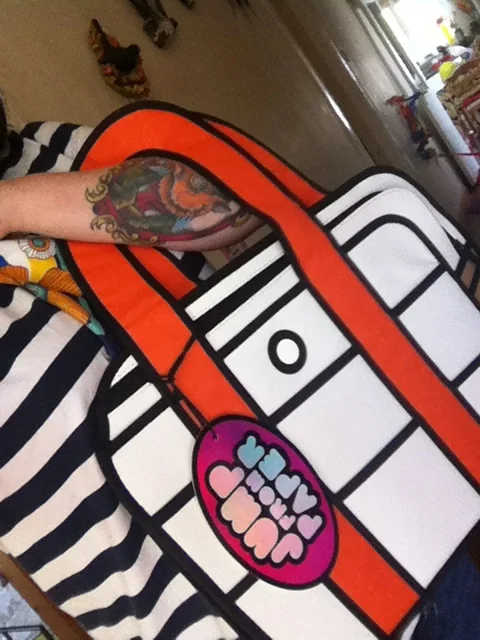 Amazing Optical Illusion Bags for Kooky Boys & Girls from Jump From Paper