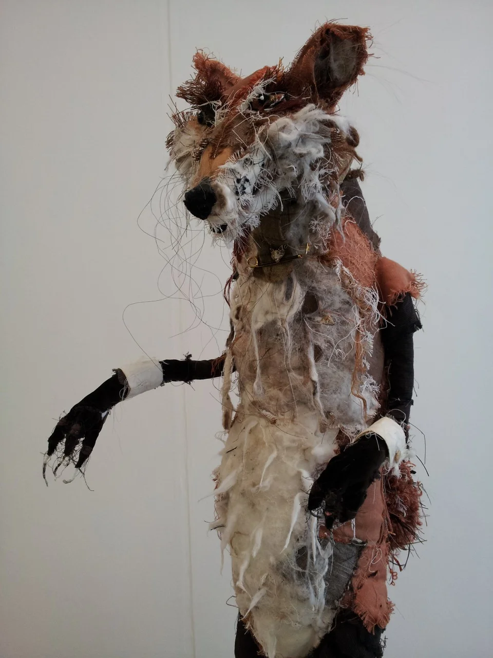 Creepy Fairytale Sculptures by Lauren Scott