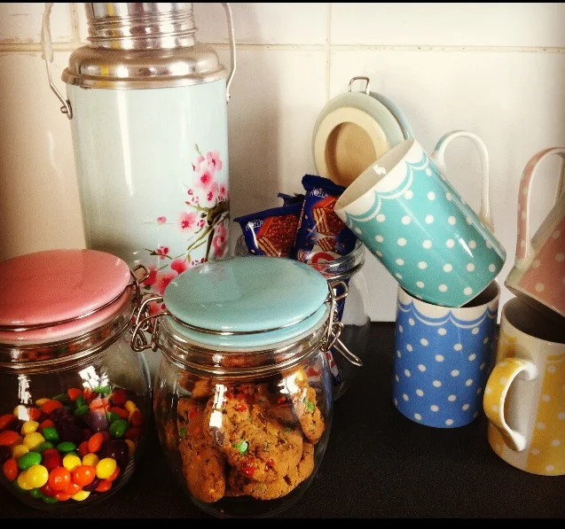 Perfect Vintage Kitchen Pastels from Sabichi
