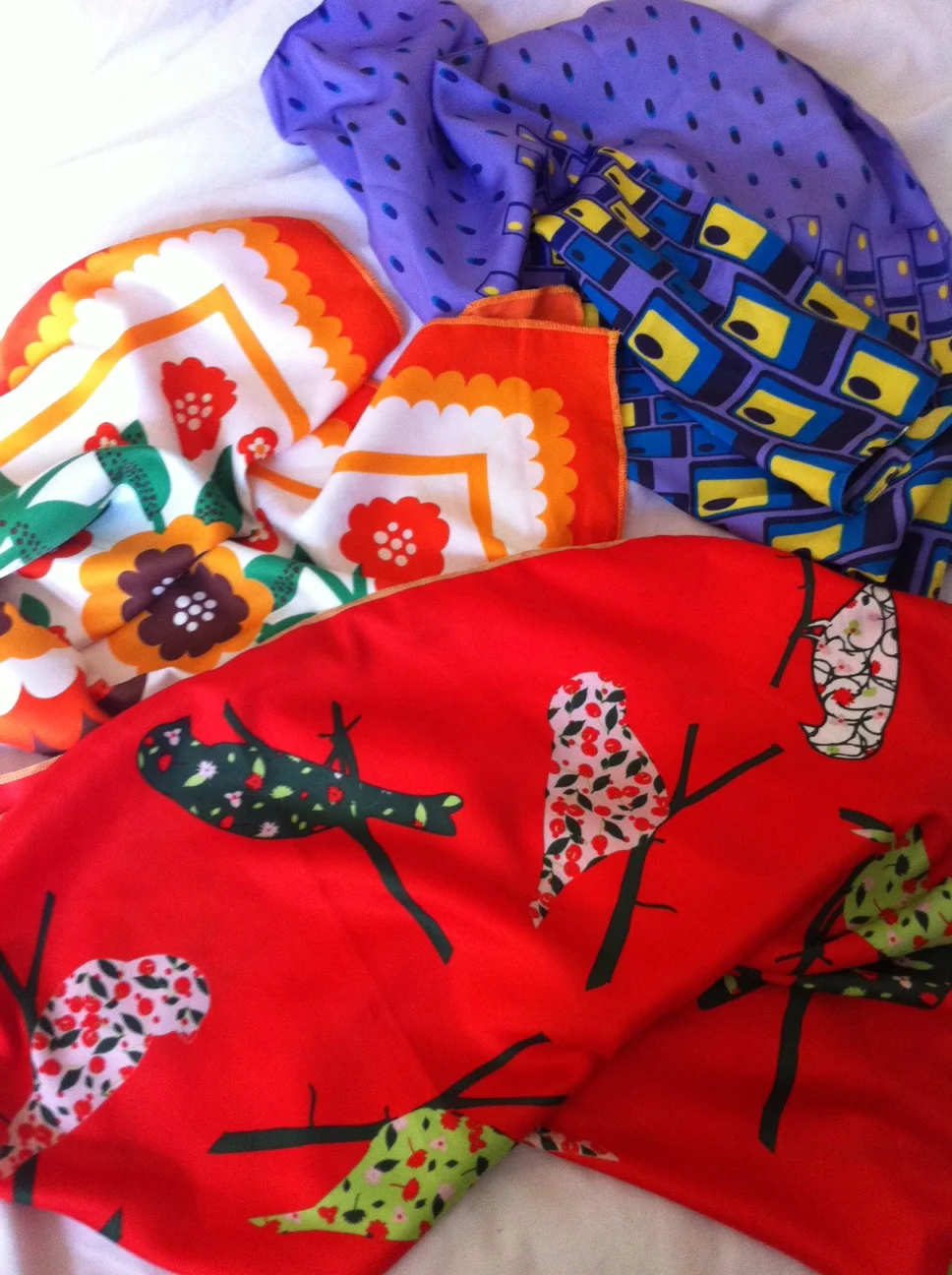 Scarf Shopping Haul & Not One of Them Vintage
