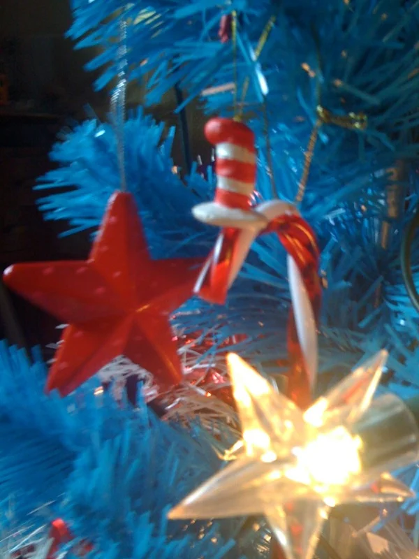 Dr Seuss Cat in the Hat Christmas Tree — The World of Kitsch