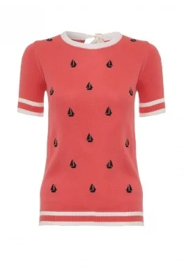 boat jumper £10