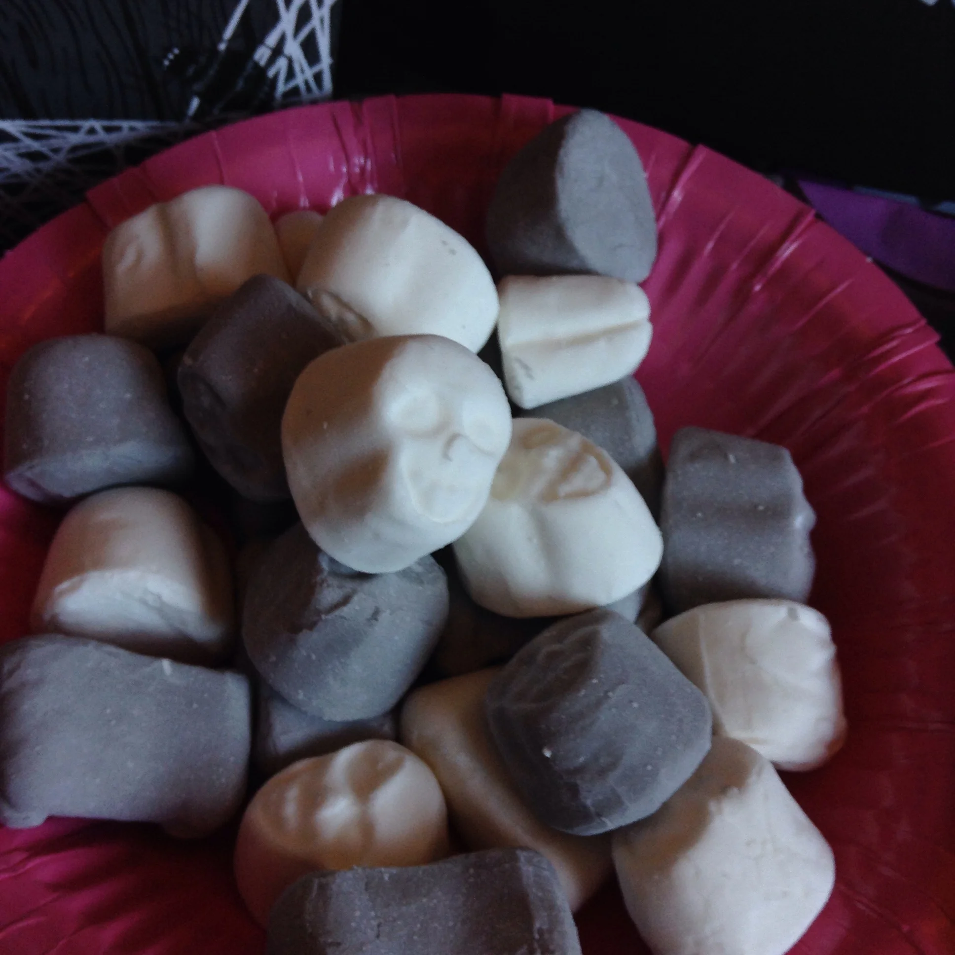 Skull and Bones mallows £1.00