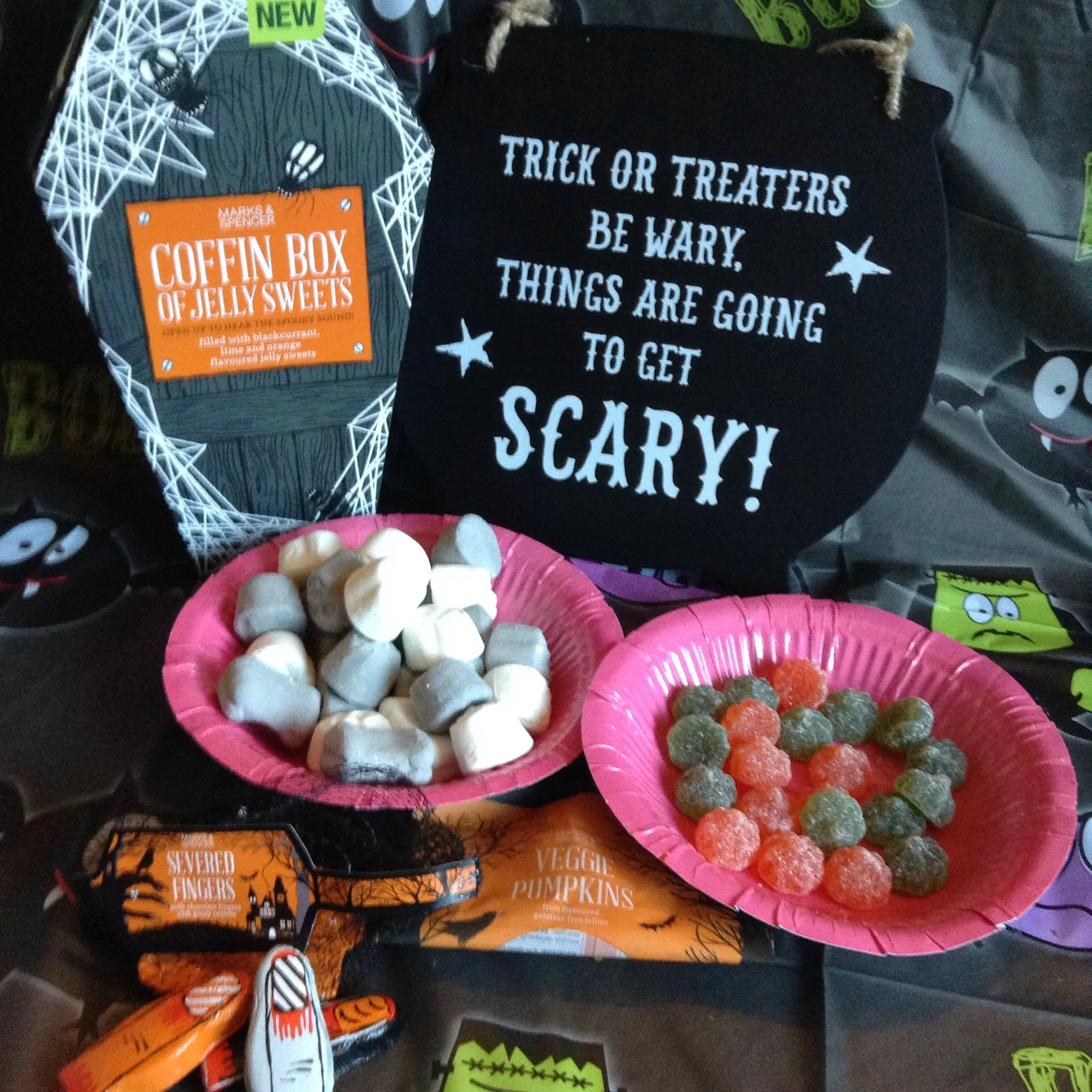 Coffin Sweetie box with sound effects £5.00