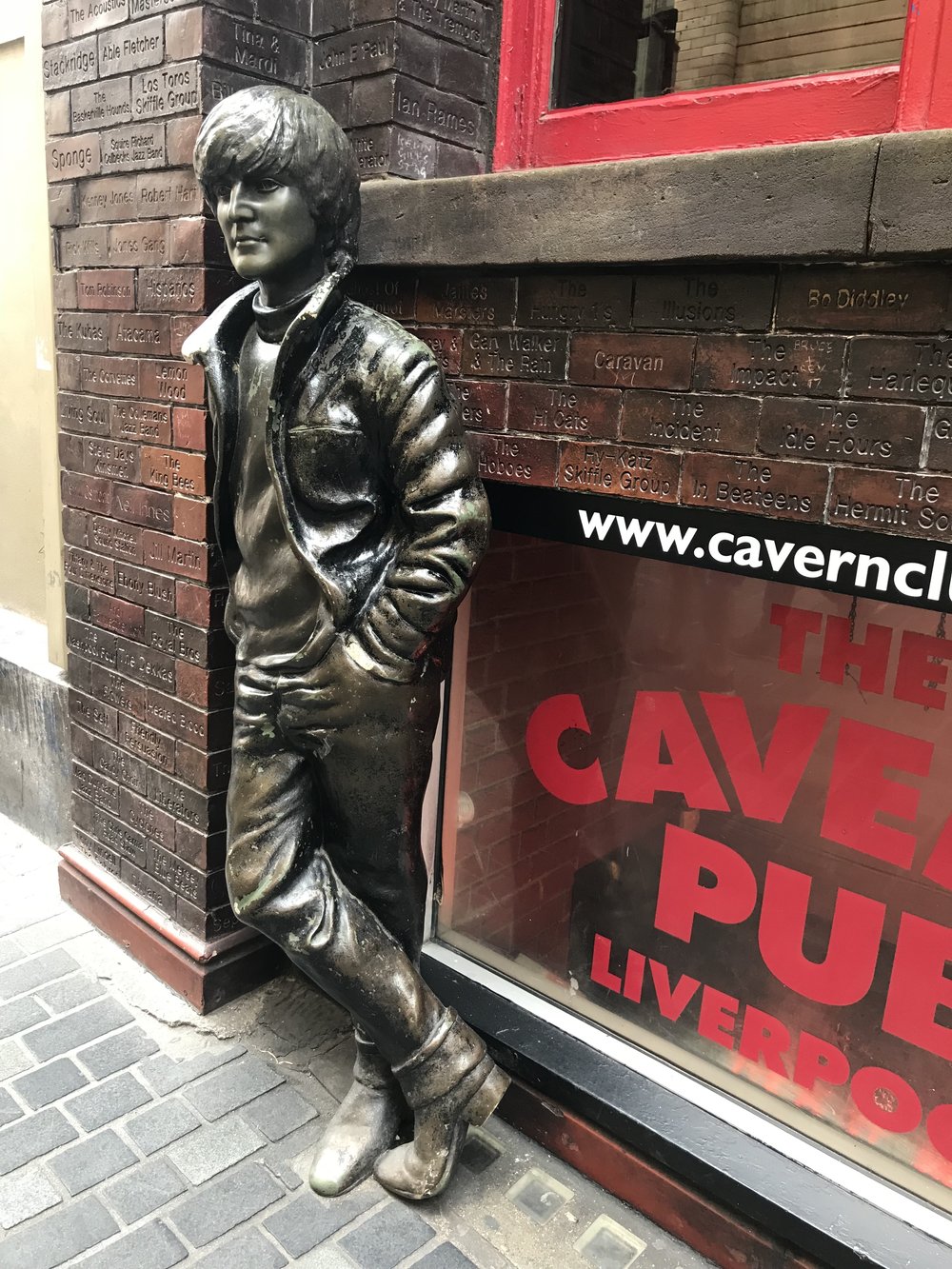 John Lennon Statue