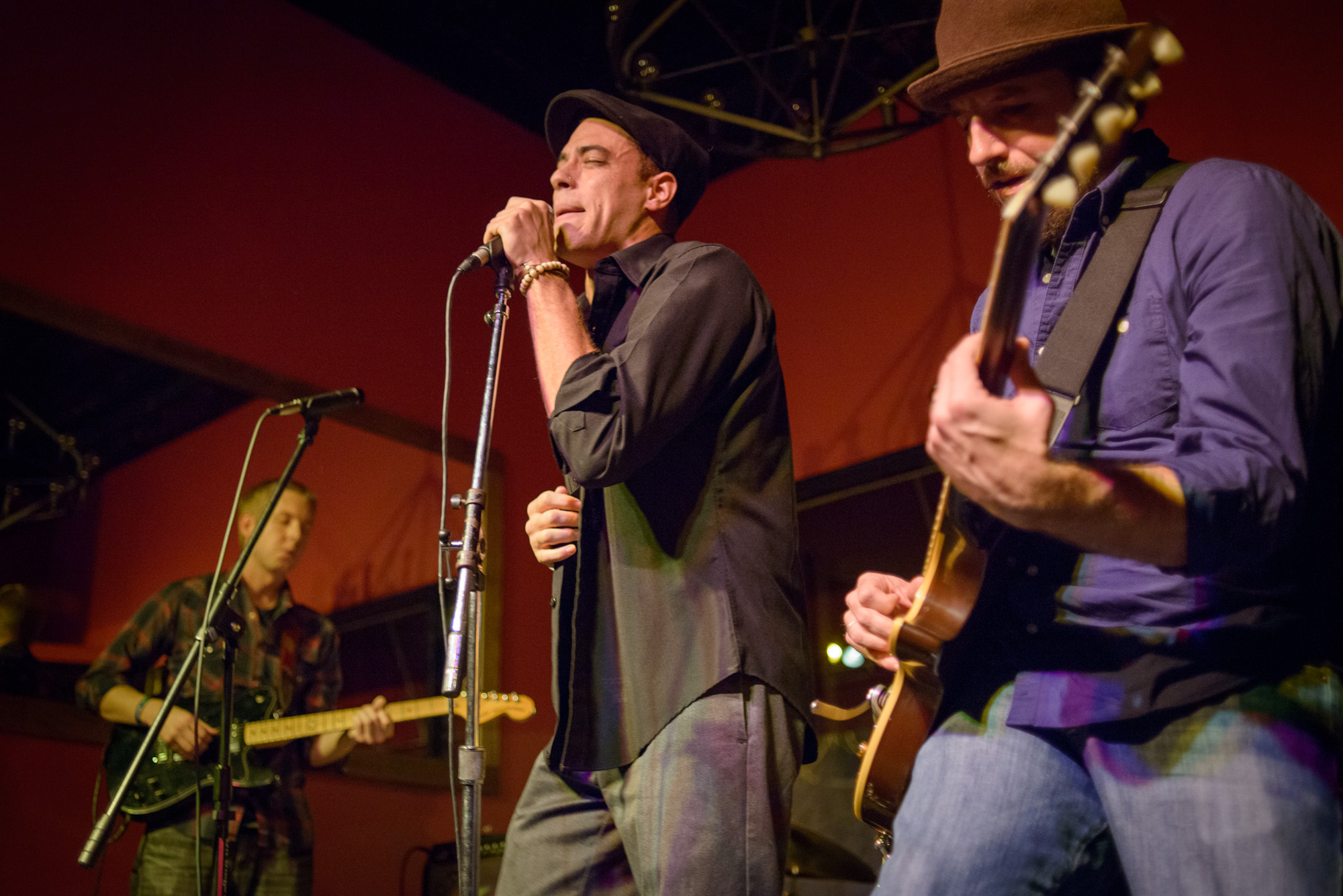 Gallery: Shuttersmack Photo Show with Big Trouble Performance