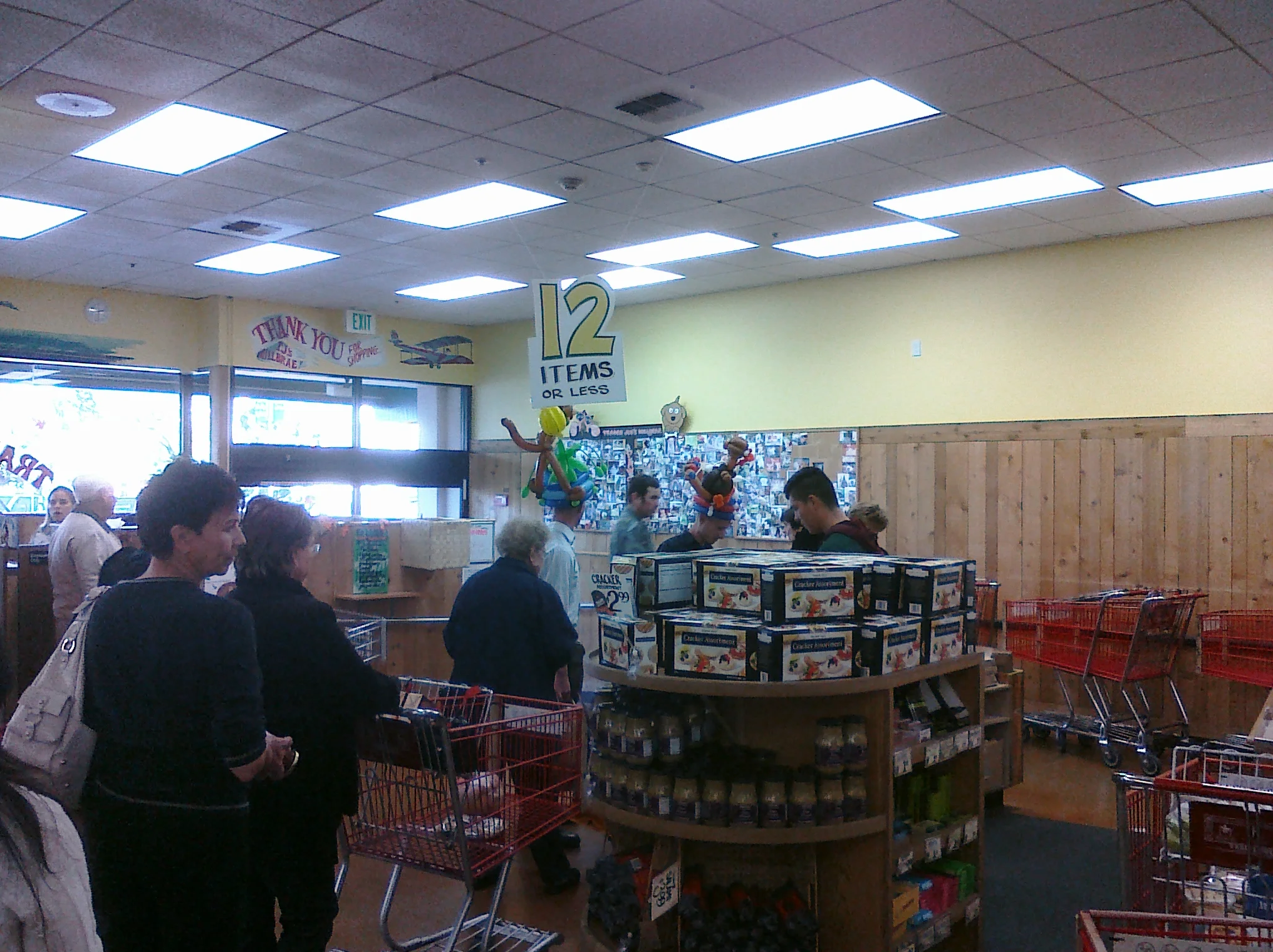 Even the balloon guys gotta hit Trader Joe's.