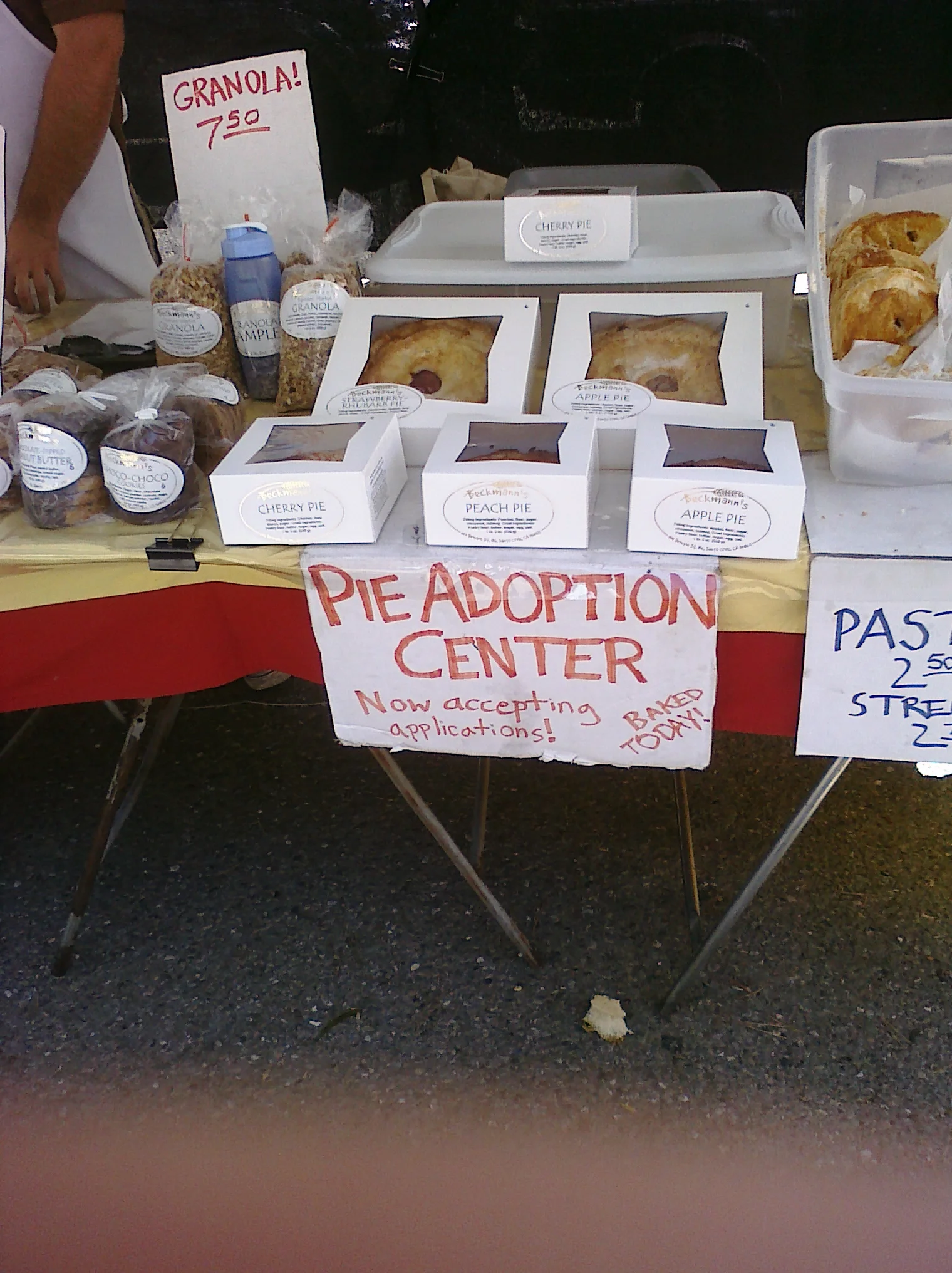Even Farmers' Market pies need a good home...IN MAH BELLUH!