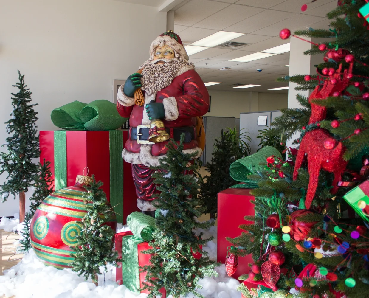 Patton's Christmas Trees & Decorations by Yvette