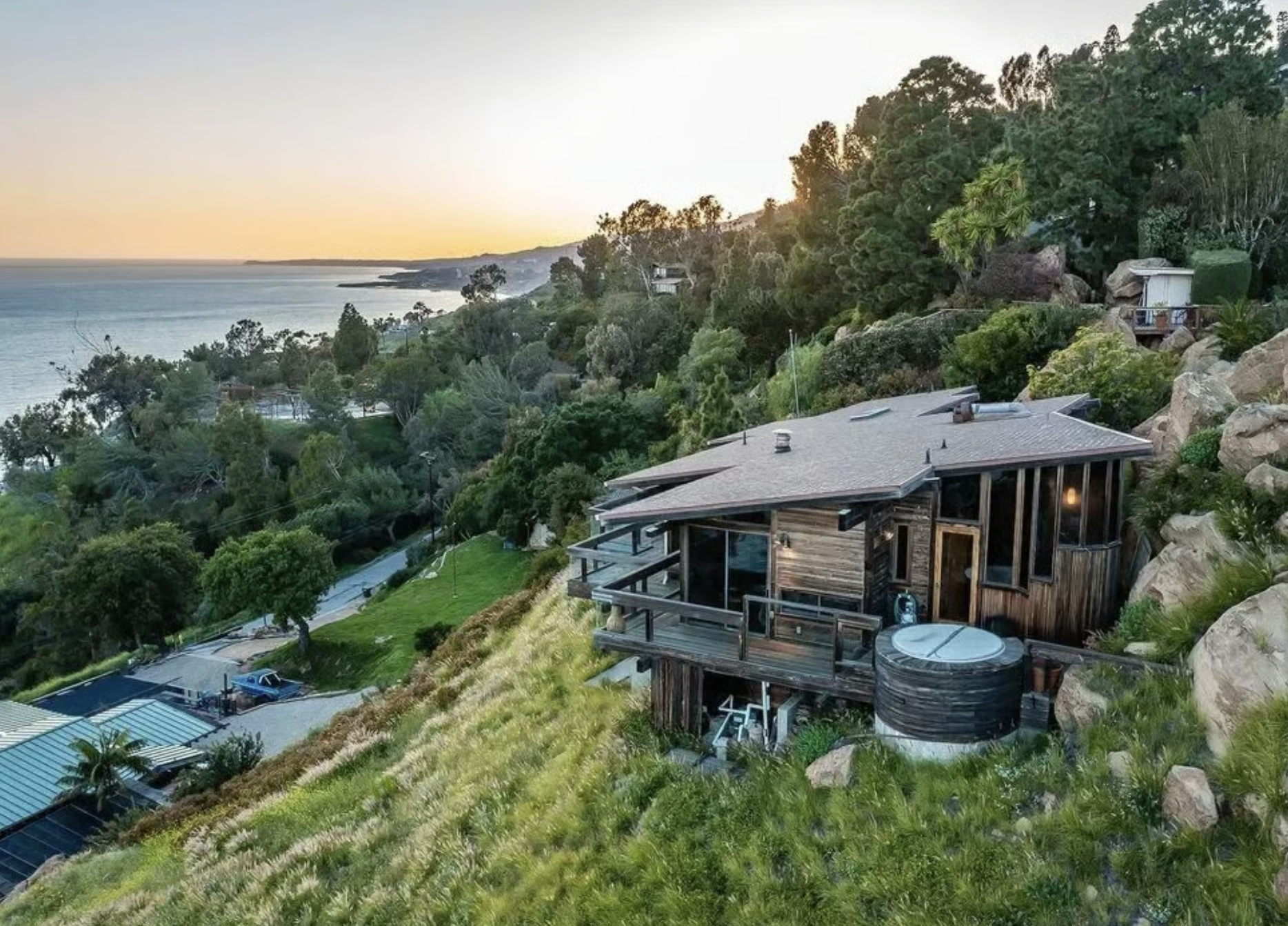 Malibu Homes for Sale: 6 Architectural Standouts