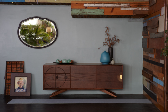 credenza.jpg