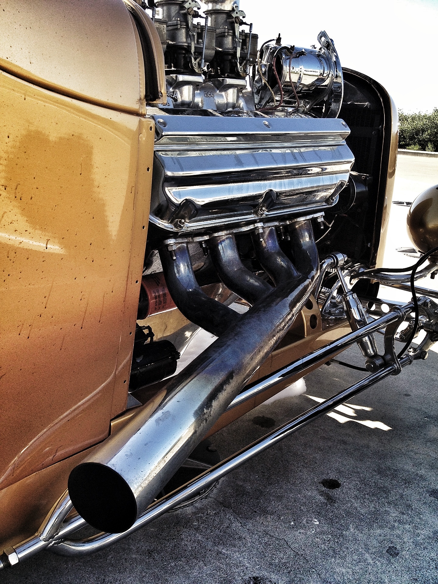Custom Hot Rod by Oakley Designer, Nick Garﬁas.