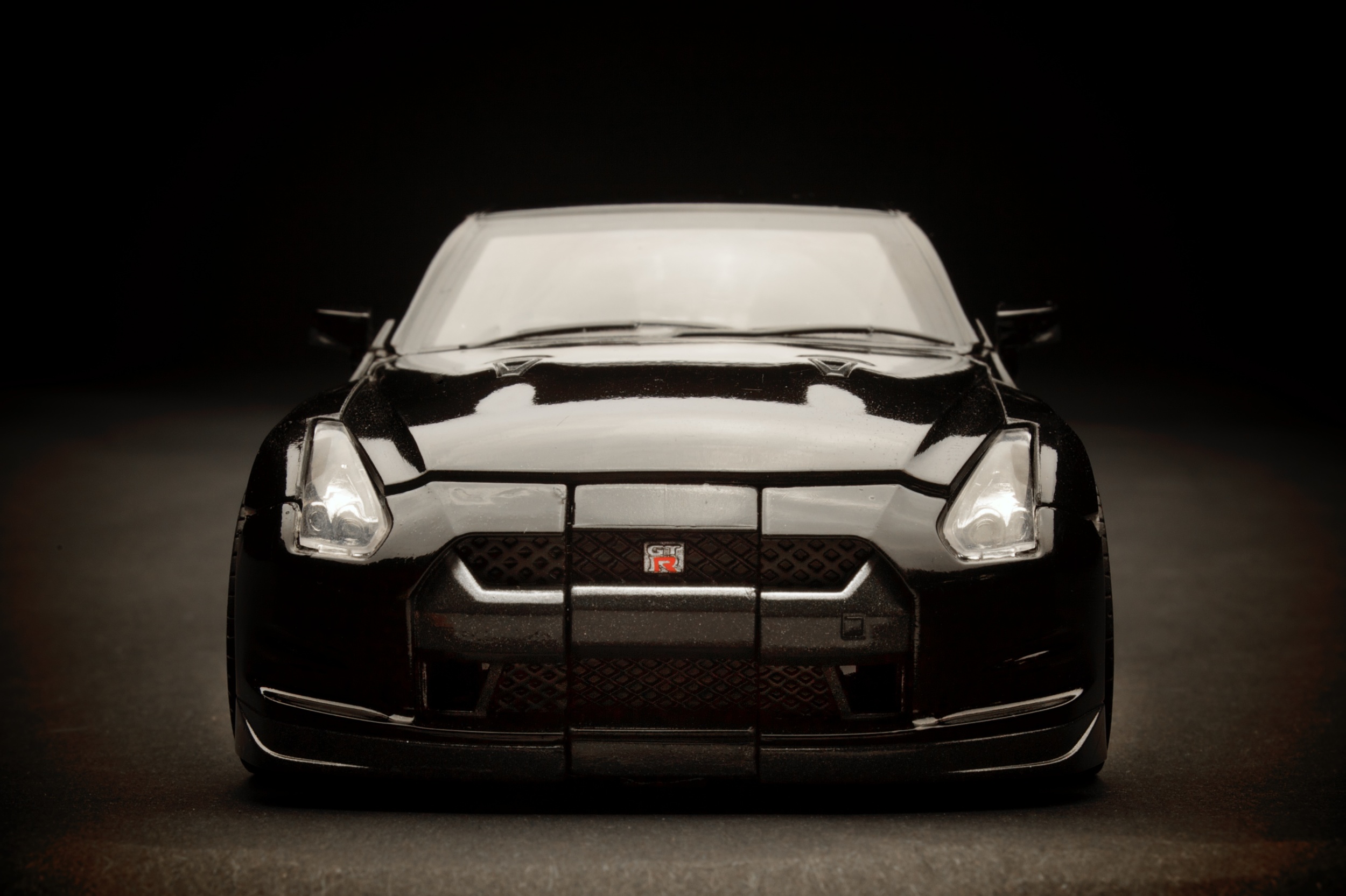 GTR-Optimus-Blk5.jpg