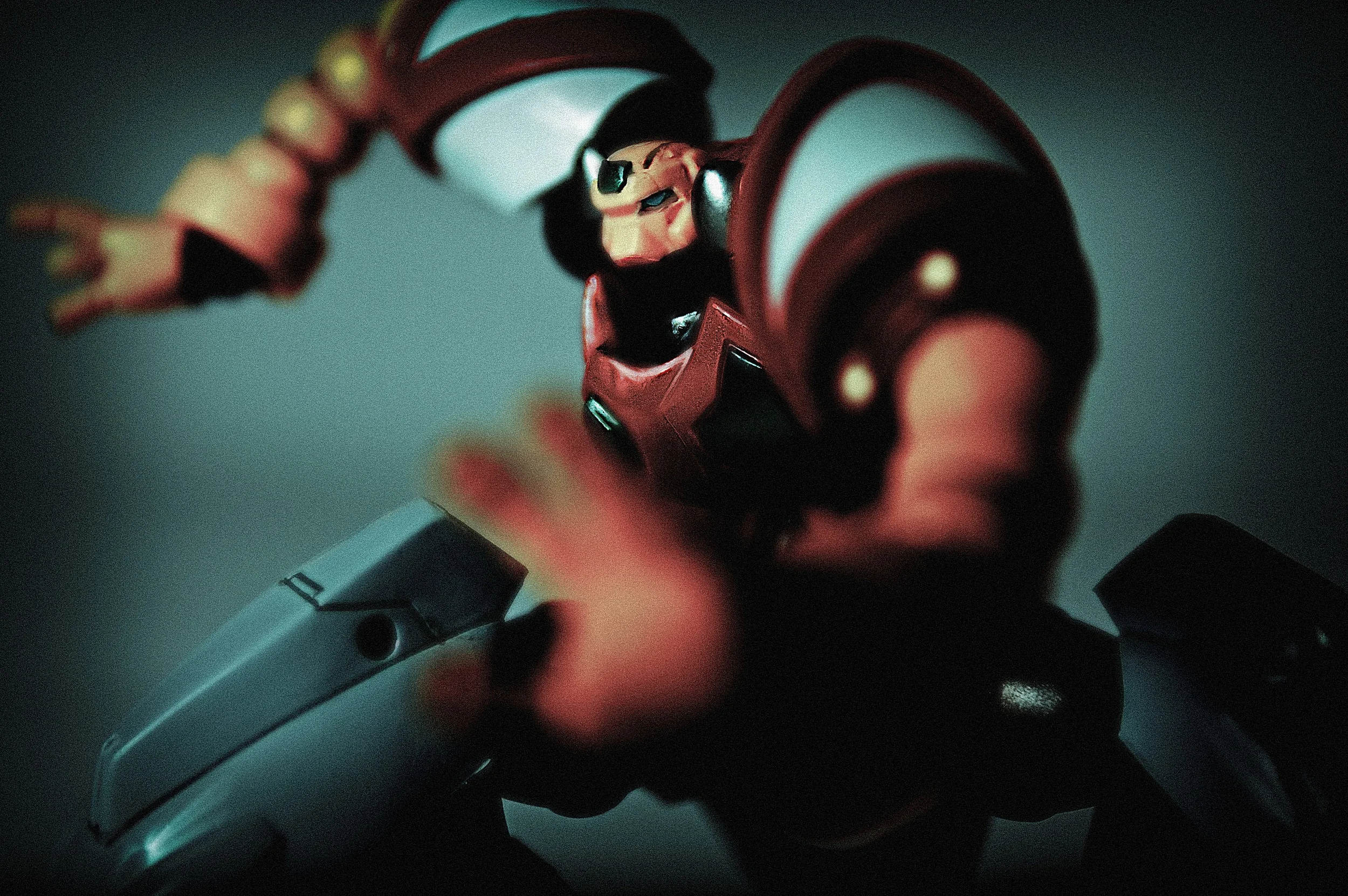 Revoltech4.jpg