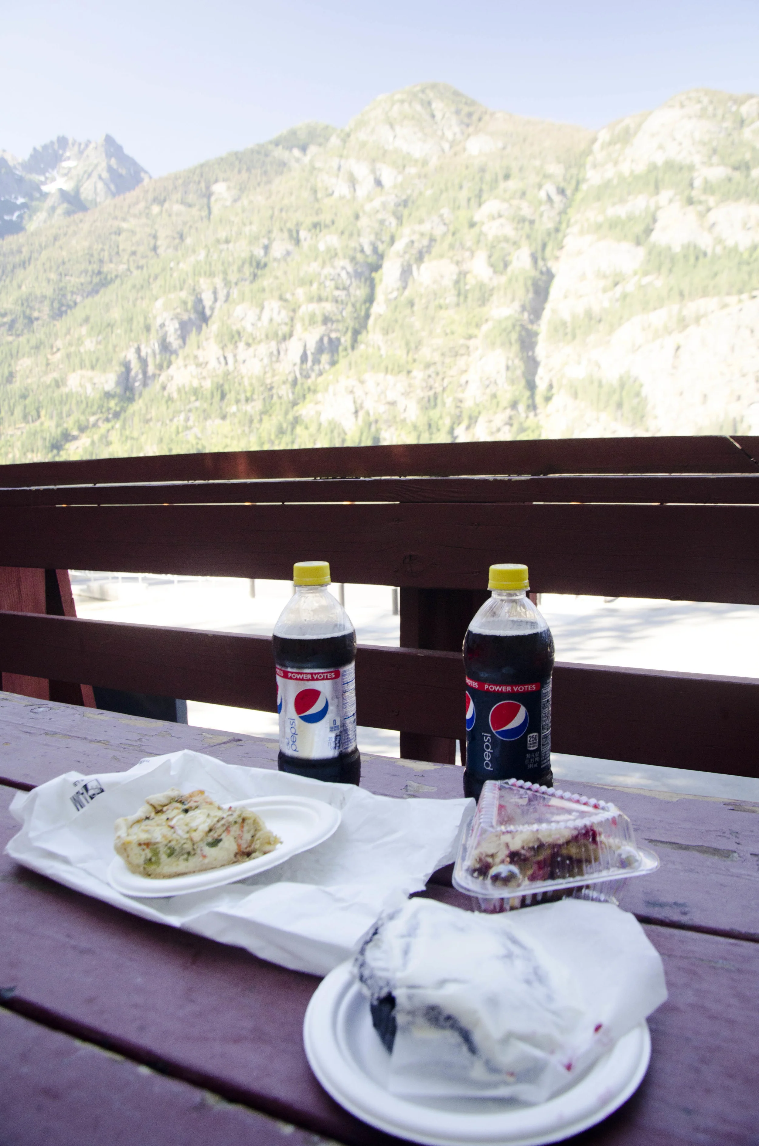 Day 32: Hiking, boating, car rides and packing it all up