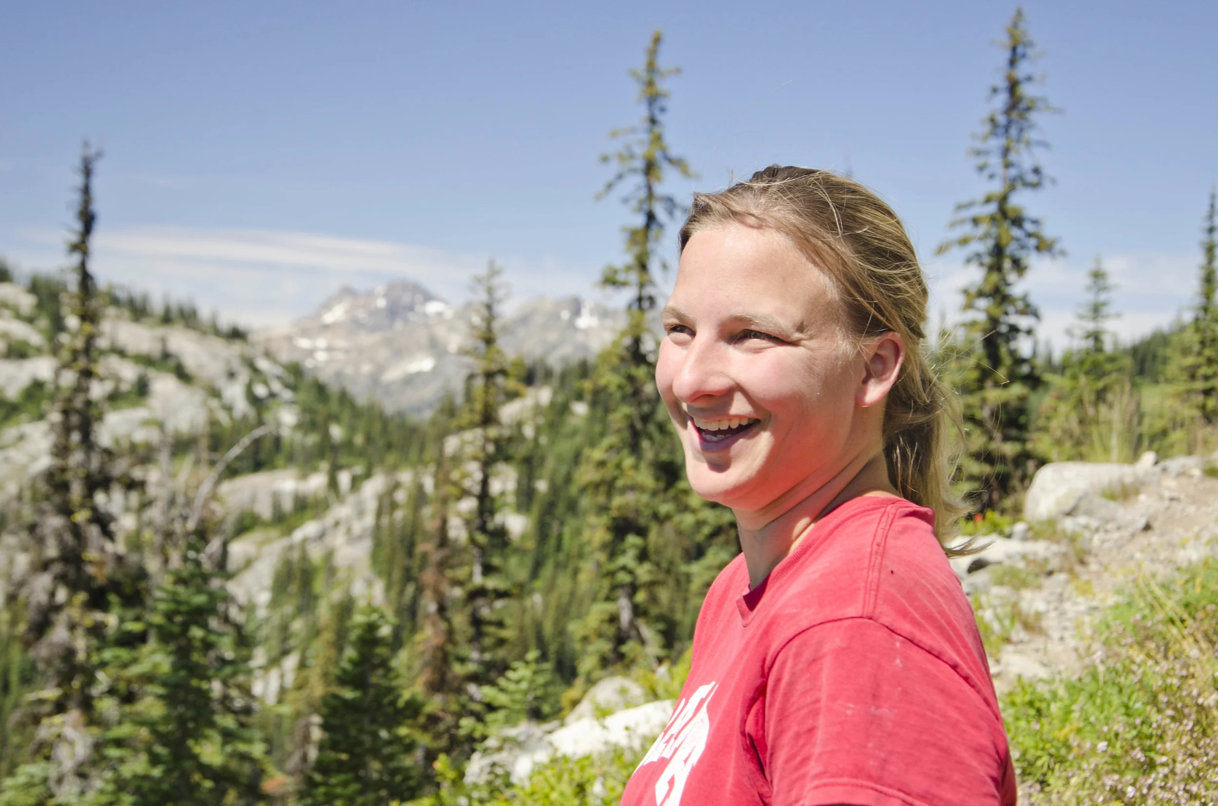 Day 31: 14 miles for vistas and flowers