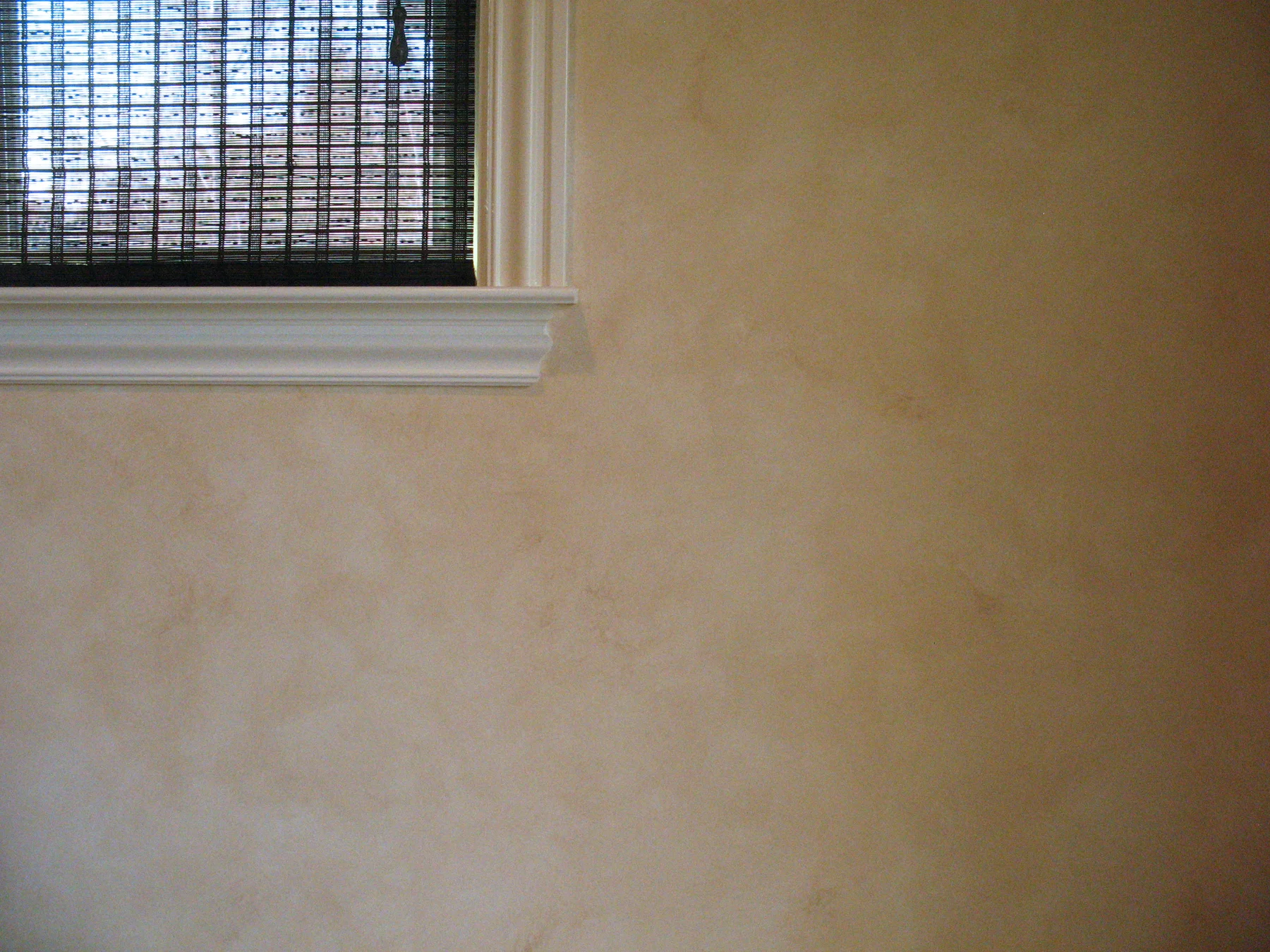 WARM GLAZE FOR OLD WORLD LOOK