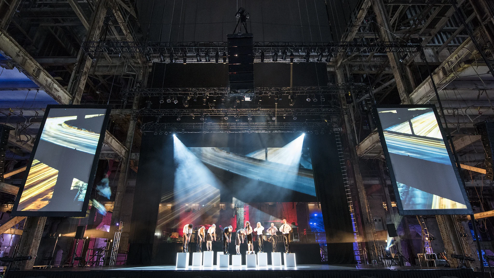 2016_06_13_monumental_luminato_dsc1401_2K.jpg
