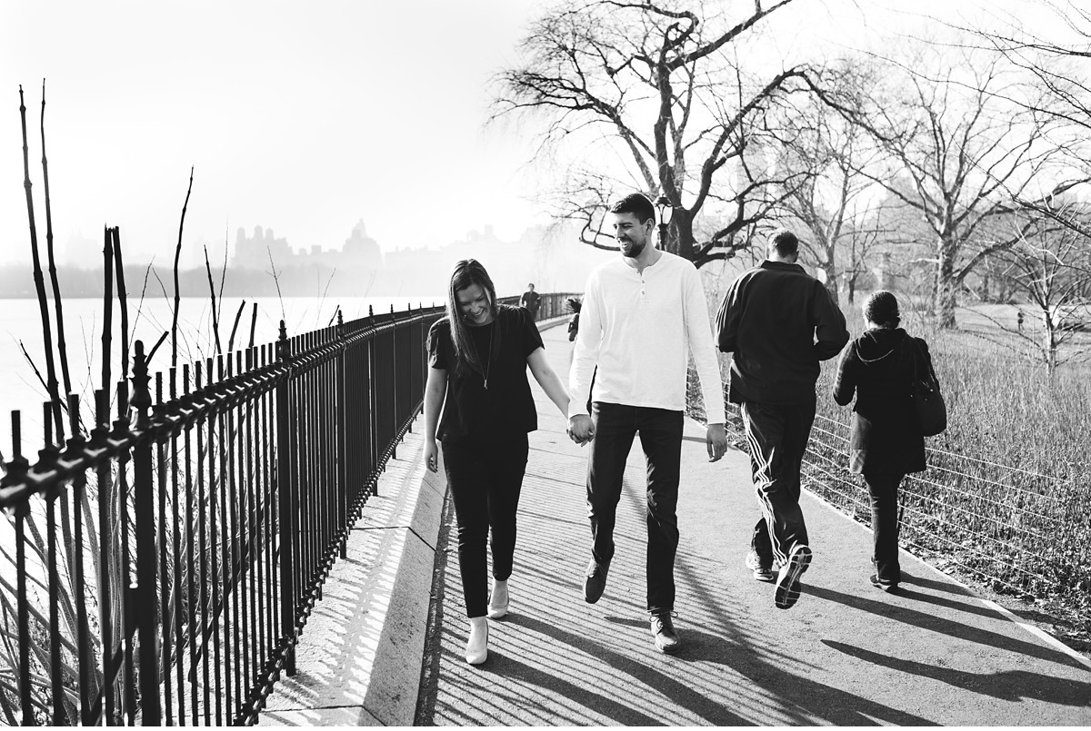 Walk along the Central Park Reservoir, NYC