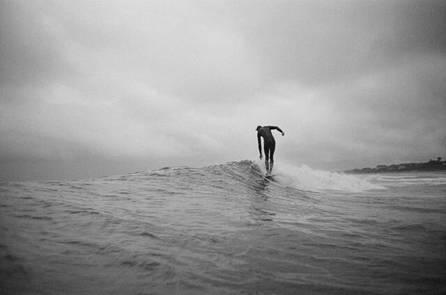 Winter mood in FL. 
More to come from this roll of film.

#35mm #nikonosv #darkseas #longlivefilm #tmax400 #hangheels #surfphotography