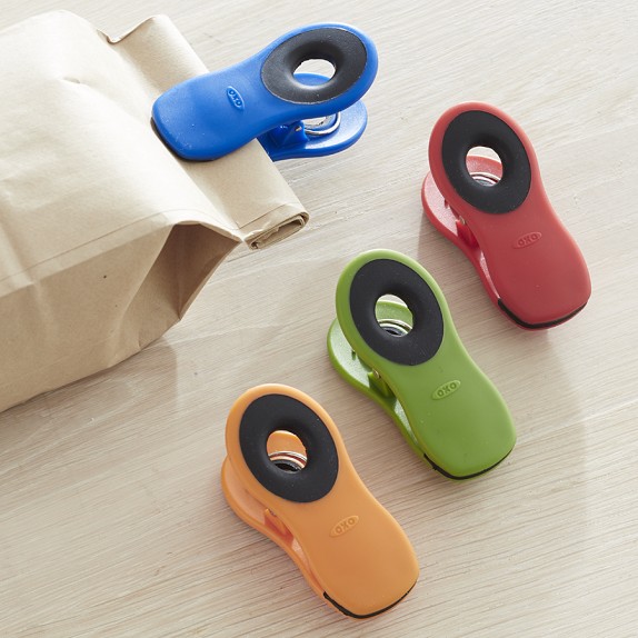 As sold by Retailer #2. Source : http://www.williams-sonoma.com/products/3759719/