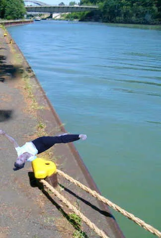 ich am kanal.jpg