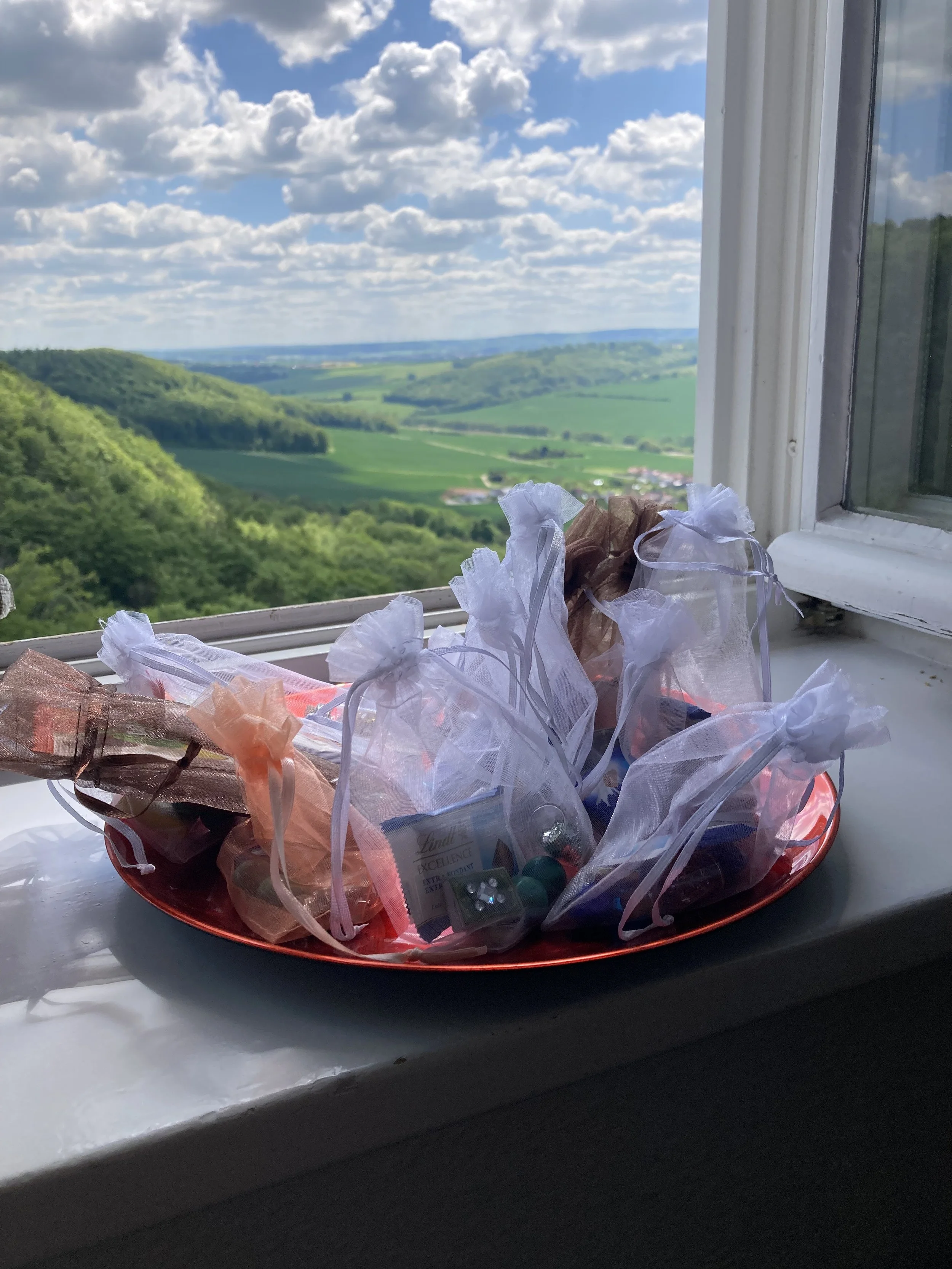 Geschenke zum Mitnehmen Tanzurlaube mit Sonia Rastelli an besonderen Orten.jpeg