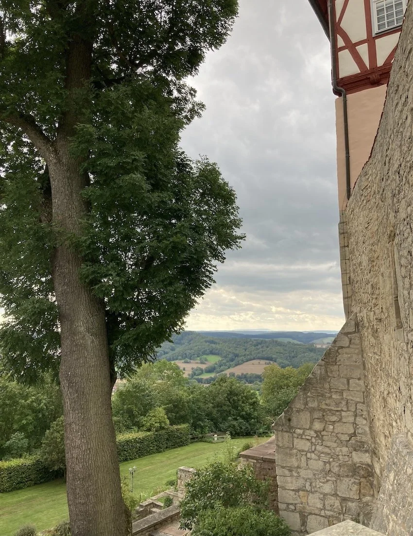 Tanzurlaub auf einer Burg.jpeg