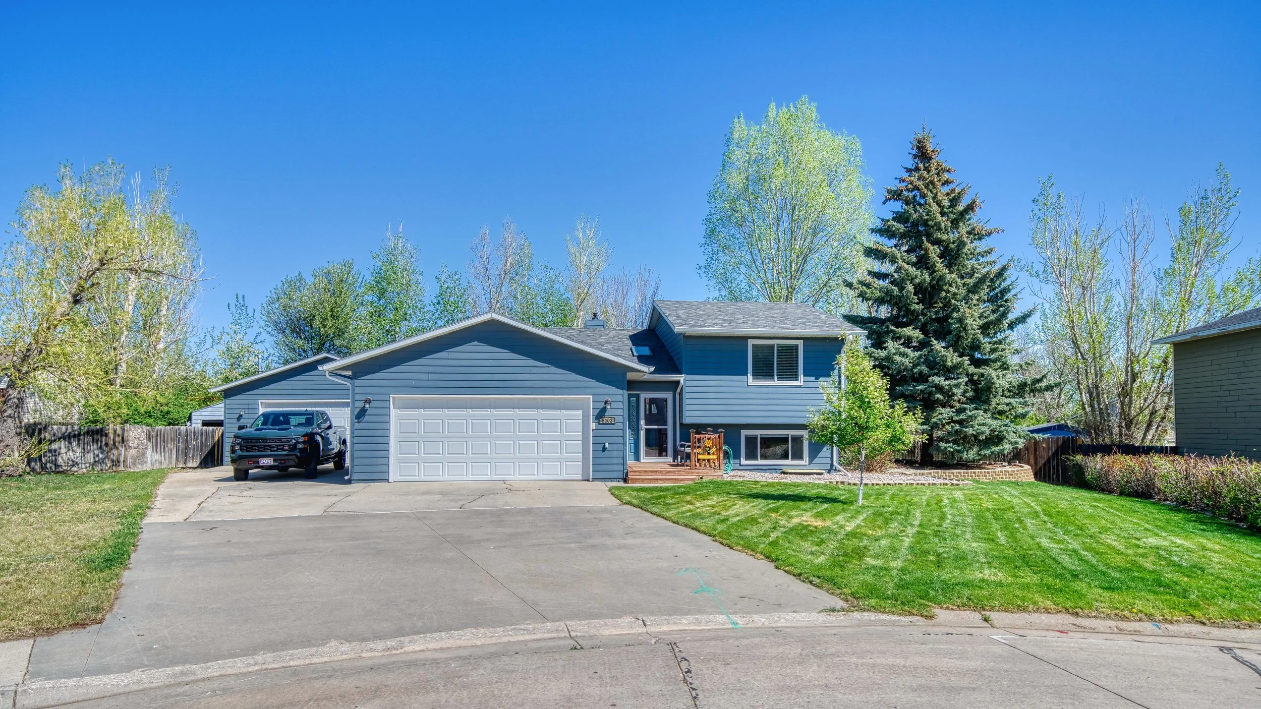 102.jpg