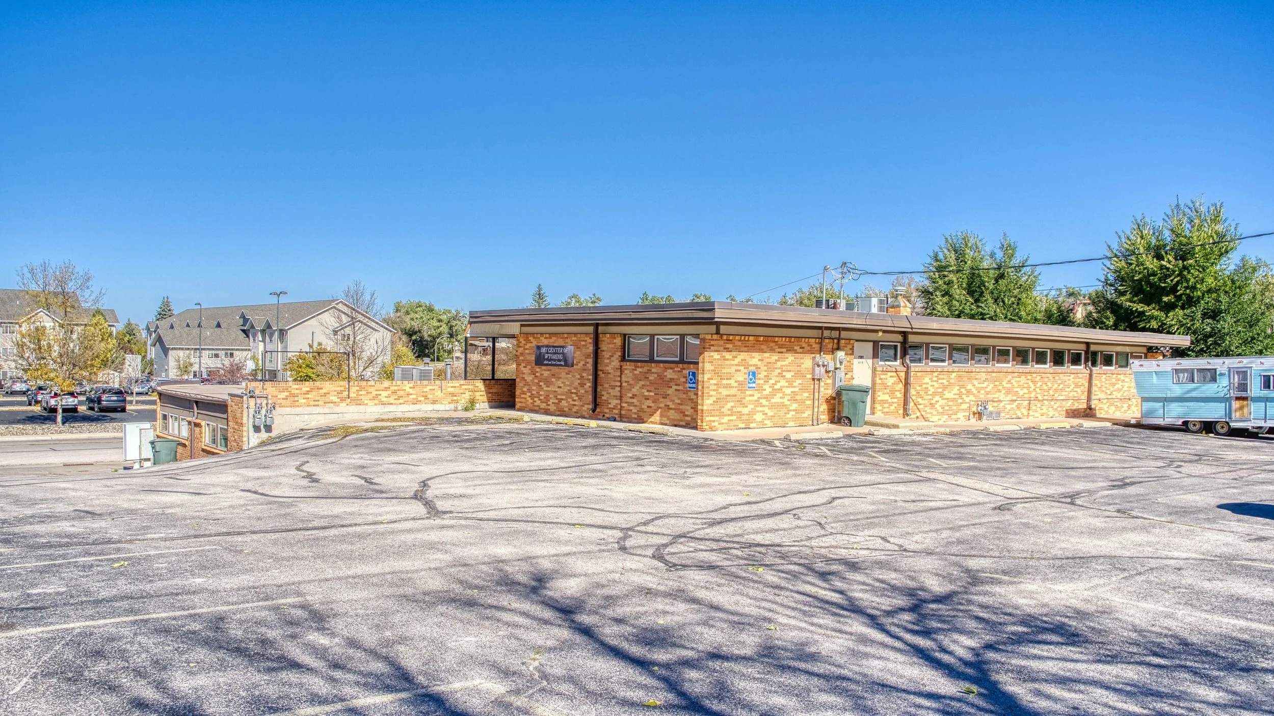 709 W Eighth St-2.jpg