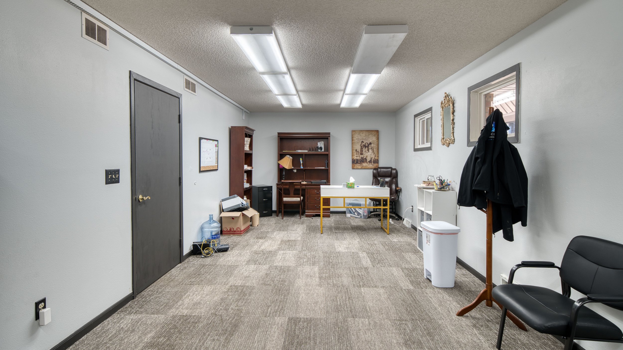 709 W Eighth St-17.jpg
